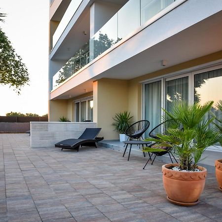 Luxury Apartments La Perla Bibinje Bagian luar foto